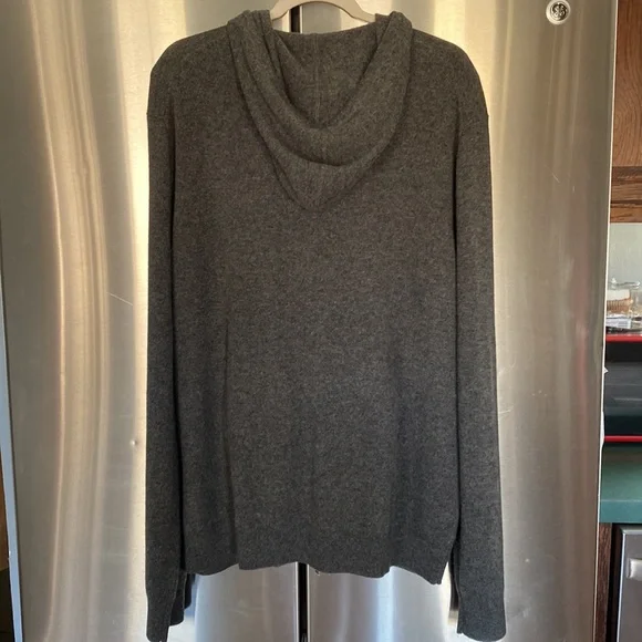 Michael Kors men’s cashmere grey zip up sweater - Picture 8 of 8